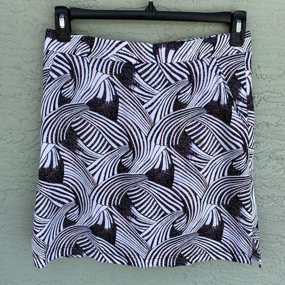 Monterey Club Size M Black & White With Tiny Colorful Polka Dots Golf Skirt - Picture 1 of 7